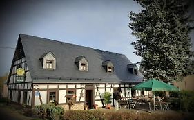Wirtschaft&Pension Zum Huthaus